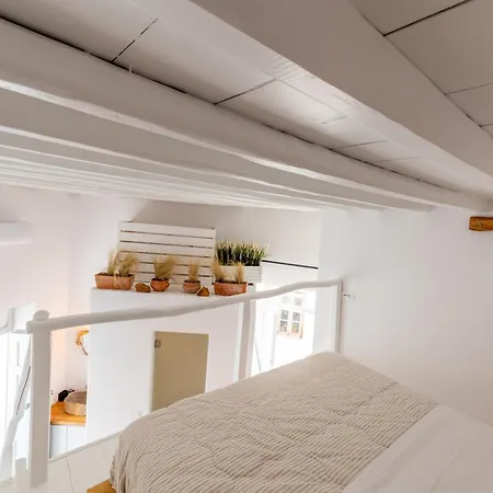 Mykonos Vibes Town Loft *
